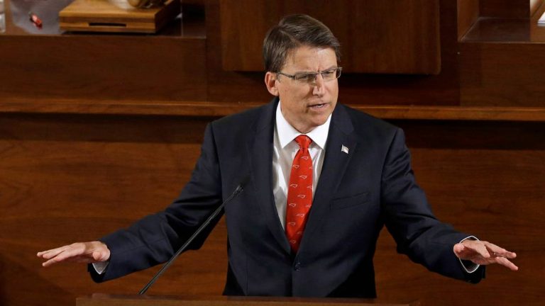 Pat McCrory Wiki, Biography, Net Worth, Family, Wife
