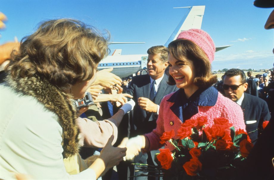 jacqueline-kennedy-pink-suit-jfk-assassination