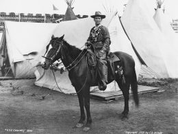 wild-west-figures