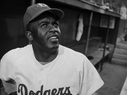jackie-robinson-black-athletes-first-sports