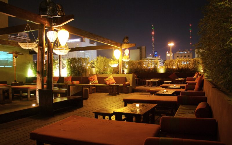 Choose an Outdoor Lounge to Fit Your Needs