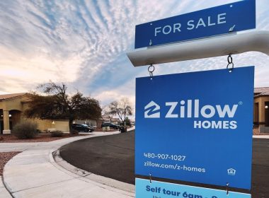 Zillow Seeks to Sell 7000 Homes for $2.8 Billion After Pausing Flipping Halt