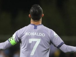 Cristiano Ronaldo's lost his blue crack! Al- Nassr star who has over 108 million Twitter followers- no longer vindicated as Elon Musk's purge begins